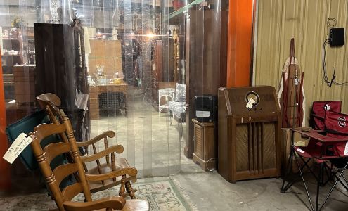 Summerville Antique Gallery