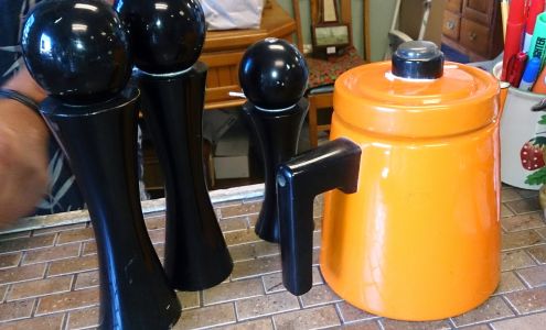 On The Blvd Estate Sales