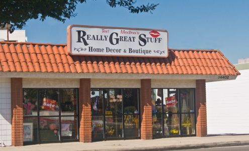 Teri Medina's Boutique Whittier