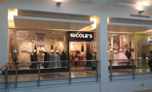 Nicole's Bridal And Formalwear