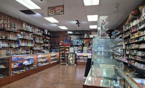 PuffnUp Smoke & Vape Shop