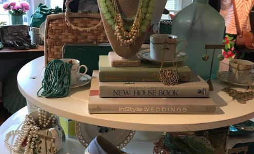 Stella's Resale Boutique Louisville