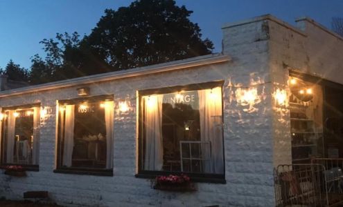 Off The Common Antiques