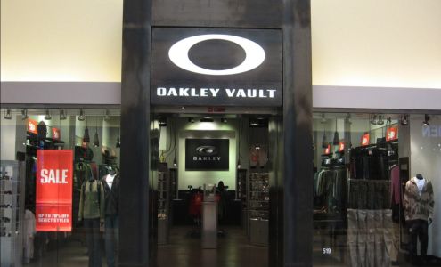 Oakley Vault