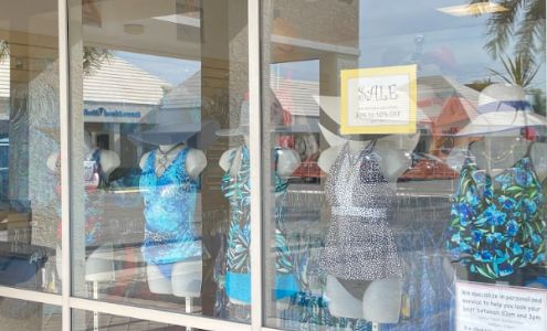 Leani's Casual and Swimwear