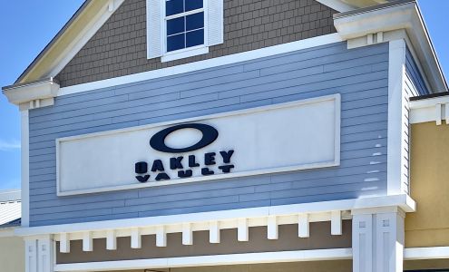 Oakley Vault