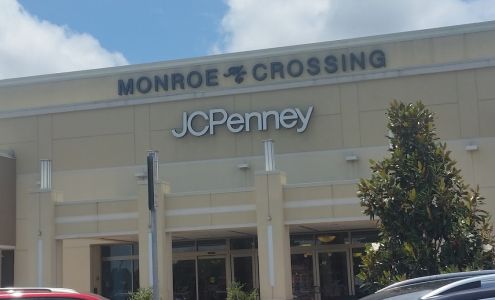 Monroe Crossing Mall