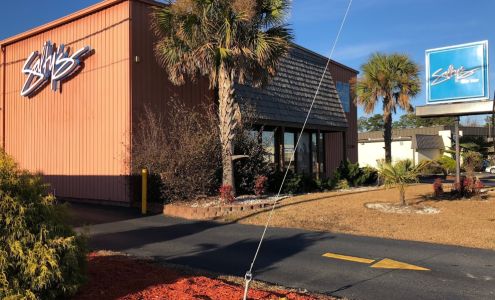 Salty's Surf & Skate Shop