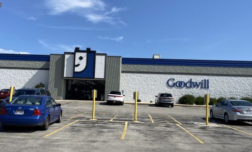 Green Bay East Goodwill Retail Store and Training Center Green Bay