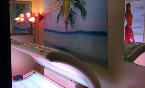 Sun Seekers Crescent City Tanning Salon - Fresh Juices - Smoothies - Hawaiian Shave Ice