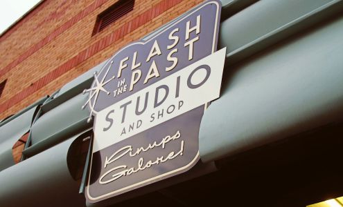 Flash in the Past Studio
