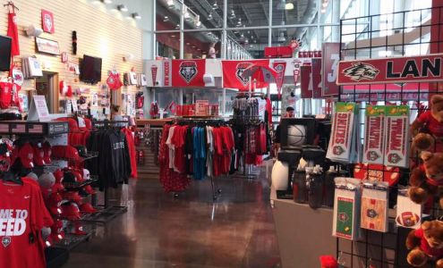 The Lobo Den Store