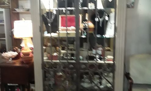 SoBro Vintage Market Antiques & Curiosities