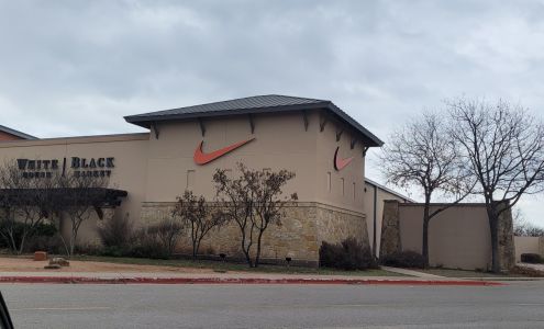 White House Black Market