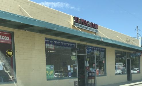 El Piscador Shoes & Boutique