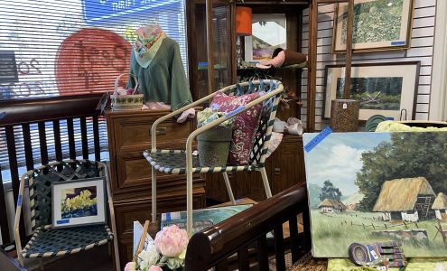 Cedar Closet Thrift Shop Flagstaff