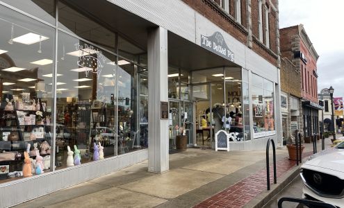 The Dotted Pig Downtown