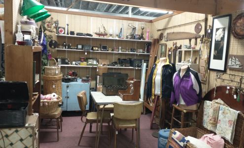Picker's Paradise Antique Mall