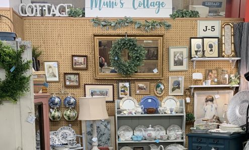 Old Glory Antique Market Place