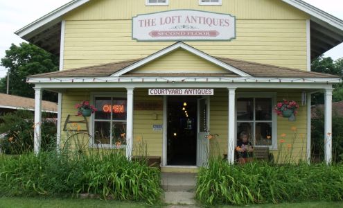 Mason Antiques District