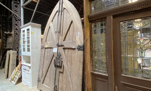 Antique Tobacco Barn