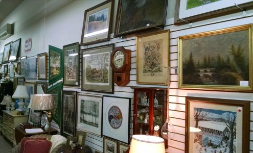 FINDS Furniture Consignment