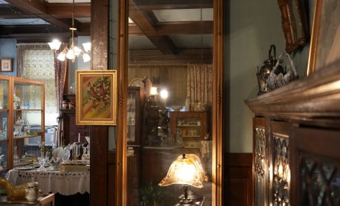 Show and Tell Antiques