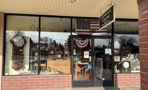 Classical Clocks & Antiques