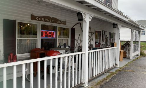 Maine Wicked Goods Mercantile