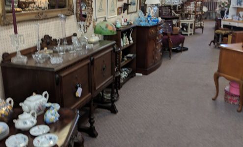 Heart of the Village Antique