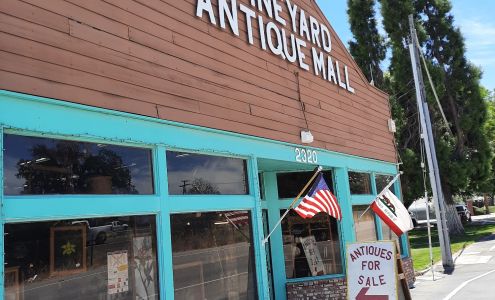 Vineyard Antique Mall