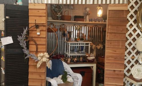 Spring Creek Antiques