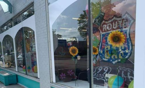 Charlotte's Web Antique Mall