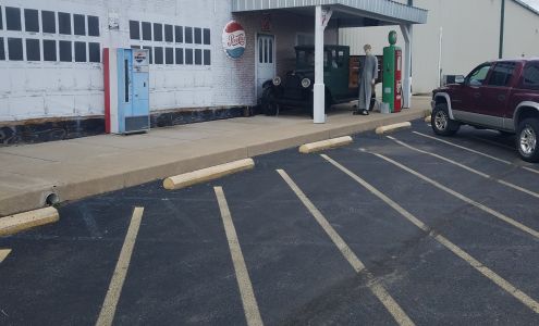 Silver Moon Antique Barn