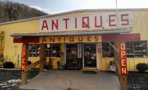 Four Seasons Antique Mall