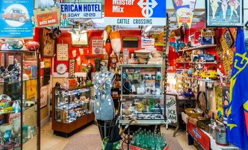 Pocono Peddler's Village Antique Mall