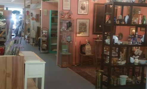Flea Body's Antique Mall