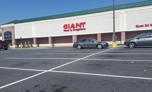 GIANT