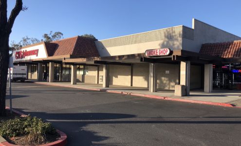 Newark Smoke Shop and Cell Phone
