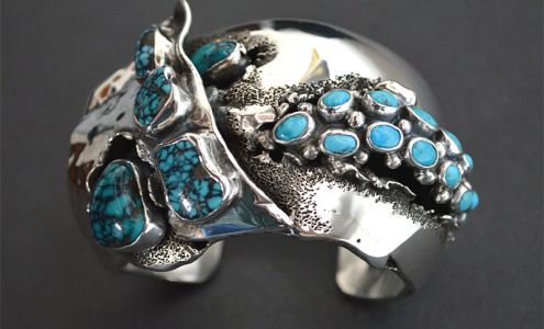 Contreras Gallery and Jewelry (Silversmiths) Custom handmade silver and turquoise jewelry.