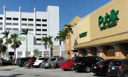 Young Circle Shopping Center