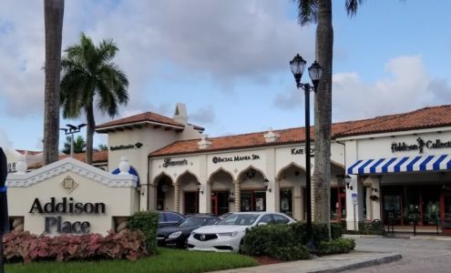 Shoppes at Addison Place