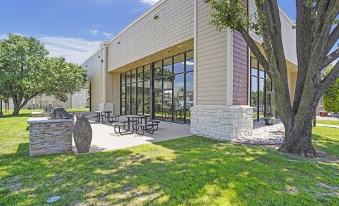 Silver Springs Apartments