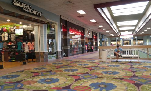 Fort Henry Mall