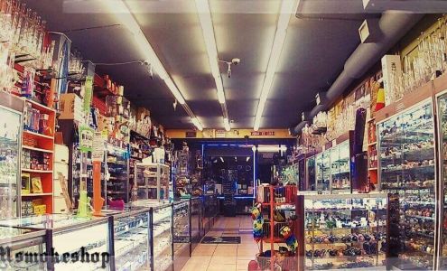 9M Smoke Shop