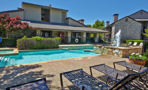 Hunters Point Apartments