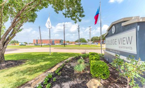 College View Apartments