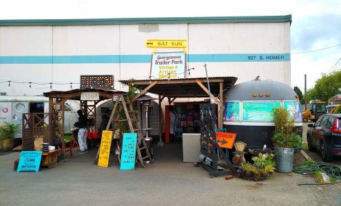 Georgetown Trailer Park Mall