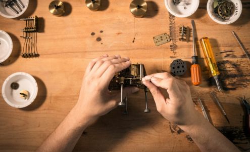 Grandfather's Clock Gallery