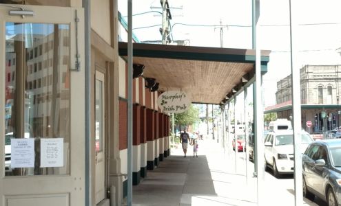 Nautical Antiques & Tropical Decor